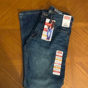 Wrangler Relaxed Boot Jeans